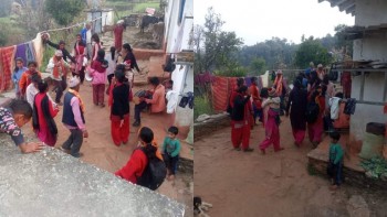 बैतडीमा महिलाहरुले होली खेलेर आर्थिक संकलन 